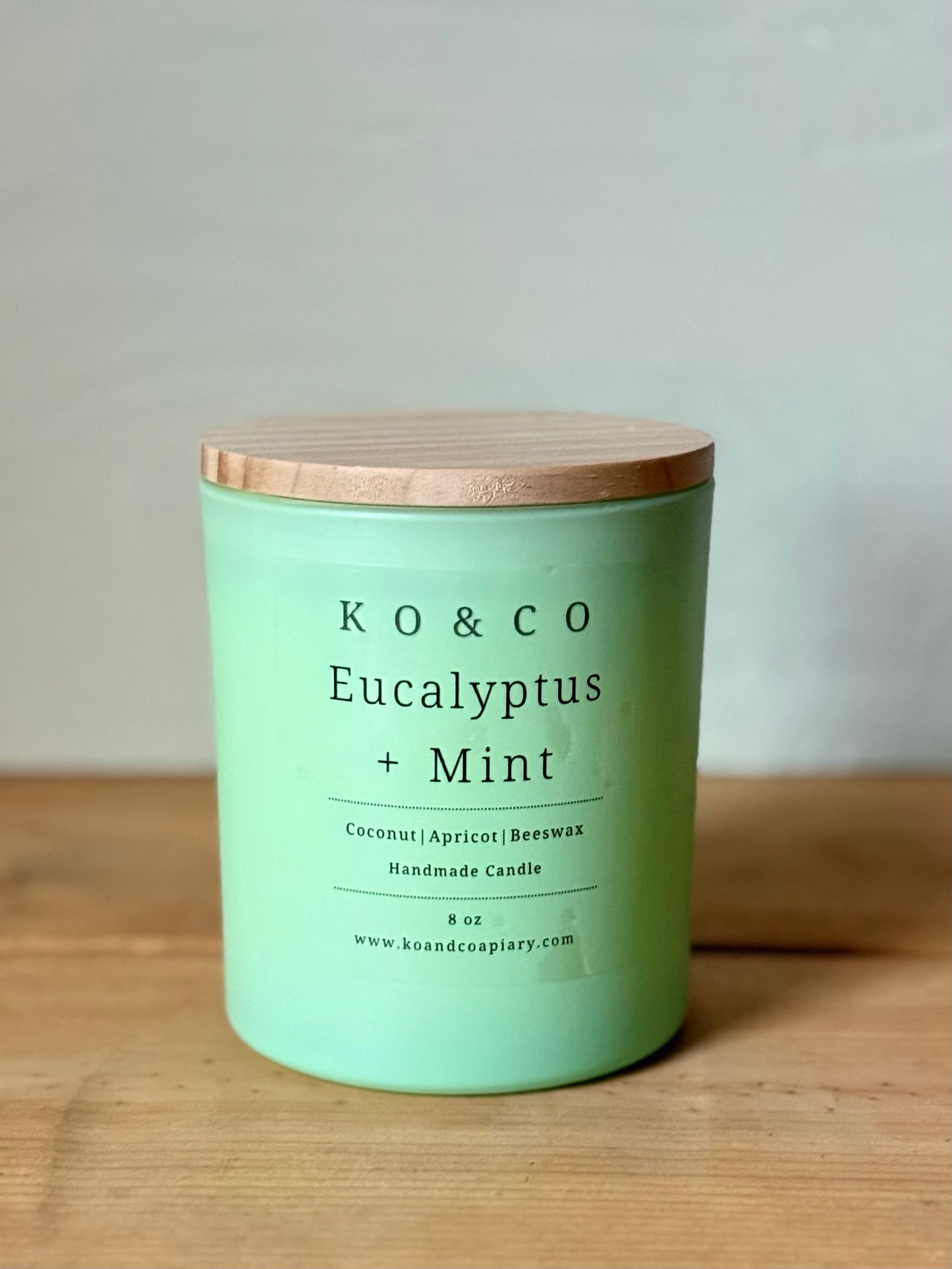 8 oz Candle | coco apricot beeswax